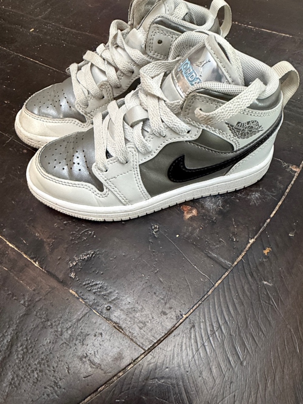 Jordan Kids Mid-Top Sneakers in Silver, White and Black